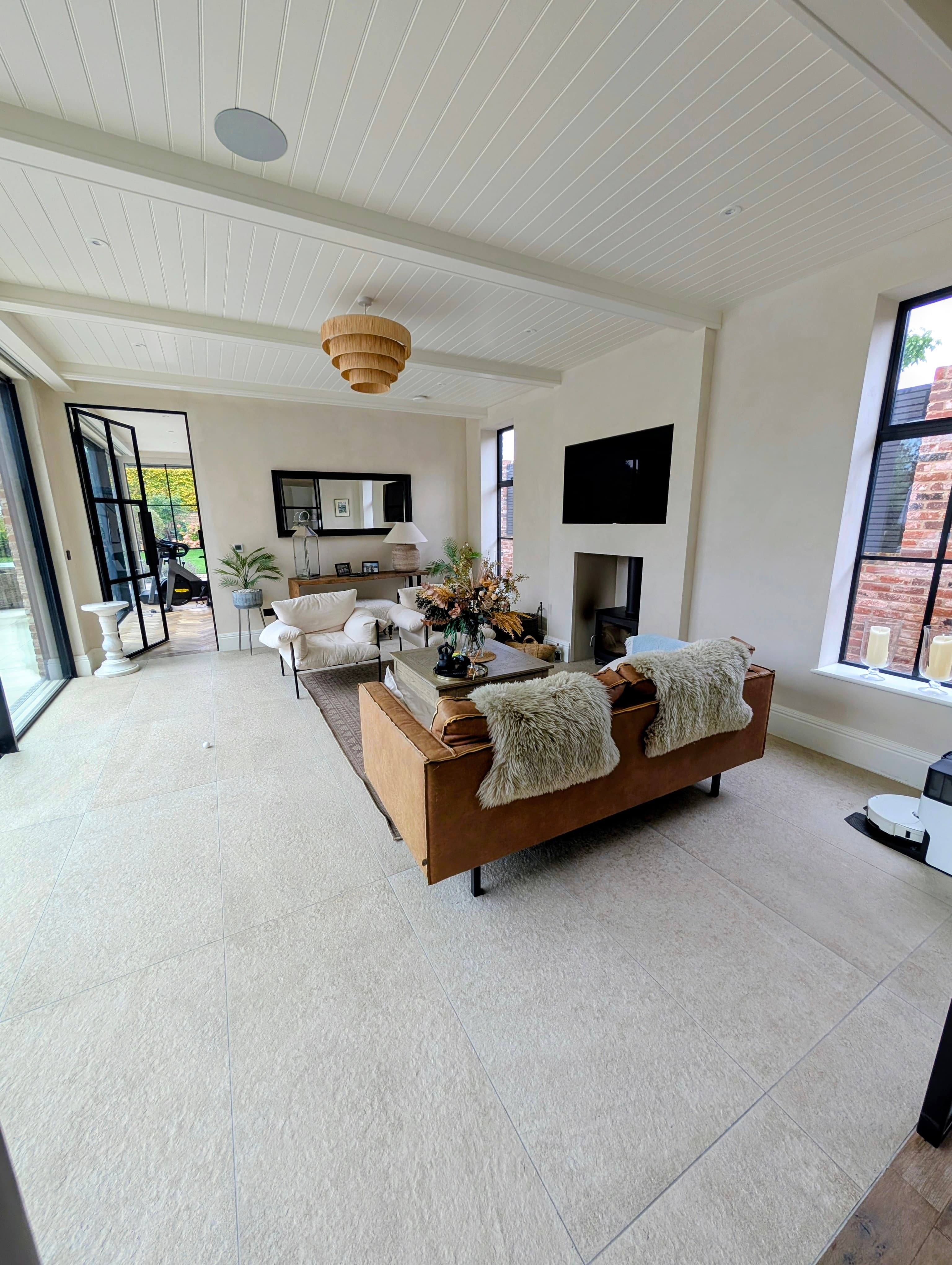 Gallery image 25 showing a beautifully settled home after cleaning